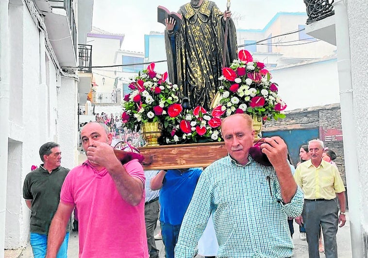 El cura de Trevélez abandona el pueblo tras la polémica con los vecinos